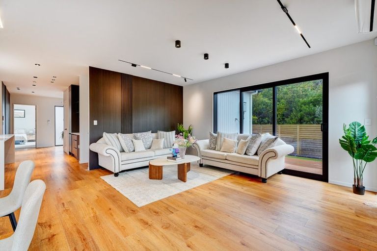 Photo of property in 19c Bardia Street, Belmont, Auckland, 0622