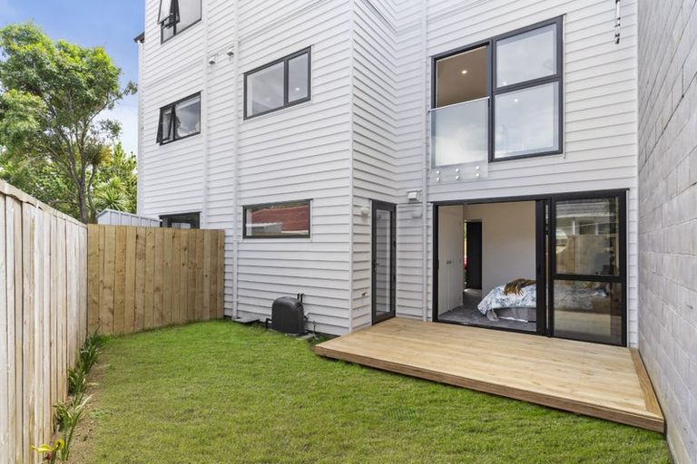 Photo of property in 3/68 Smythe Road, Henderson, Auckland, 0612