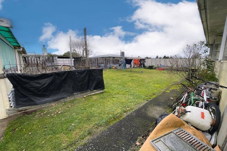 Photo of property in 261 Balmoral Drive, Tokoroa, 3420