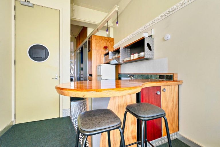Photo of property in Qba Apartments, 2j/51 Webb Street, Mount Cook, Wellington, 6011