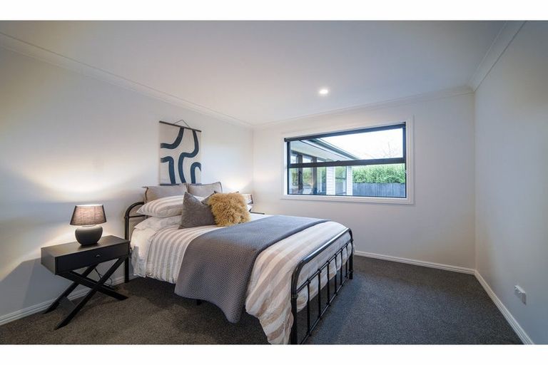 Photo of property in 7 Clonbunny Close, Rolleston, 7614