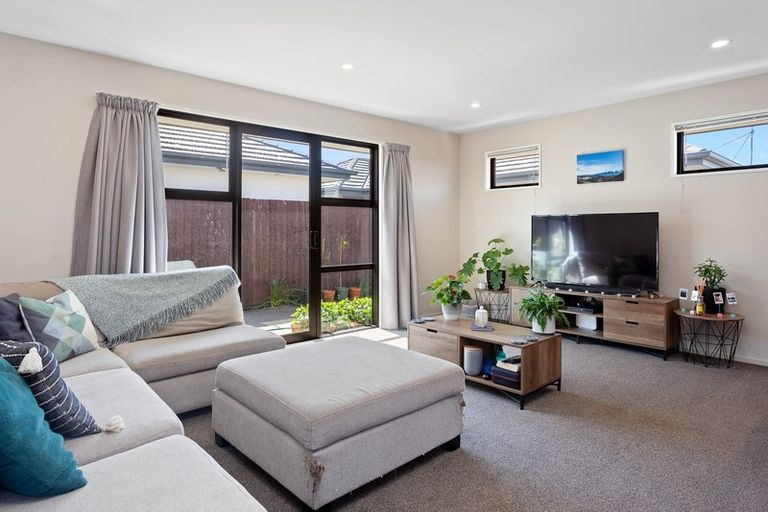 Photo of property in 7 Robalan Close, Halswell, Christchurch, 8025