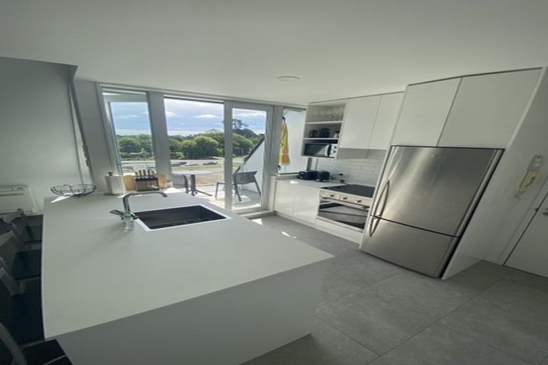 Photo of property in 15/15 Peterborough Street, Christchurch Central, Christchurch, 8013