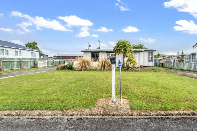 Photo of property in 4 Annan Street, Nightcaps, 9630