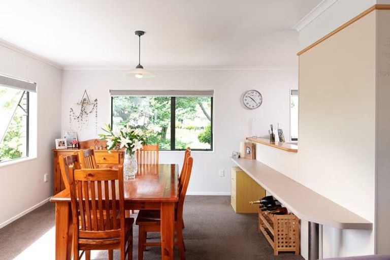 Photo of property in 18 Phoenix Place, Dinsdale, Hamilton, 3204