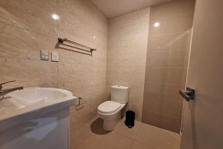 Photo of property in 10/4 Wallson Crescent, Wiri, Auckland, 2104