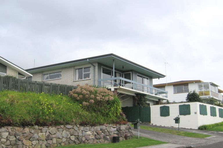 Photo of property in 2b Mana Street, Otumoetai, Tauranga, 3110