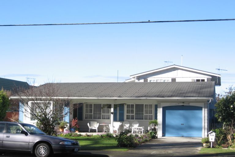 Photo of property in 1/703 Roberts Street, Hastings, 4122