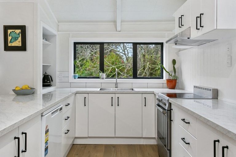 Photo of property in 2/64 Matuku Street, Two Mile Bay, Taupo, 3330