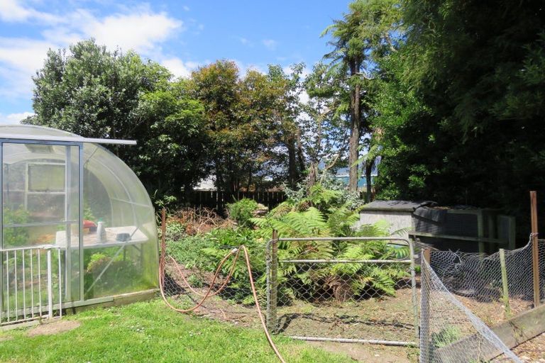 Photo of property in 177 Derby Street, Westport, 7825