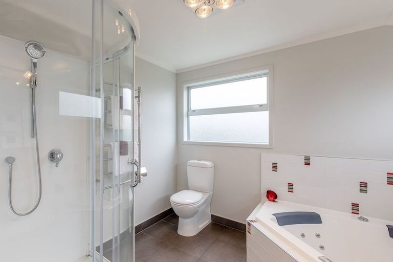 Photo of property in 49 Rangipoia Place, Turangi, 3334