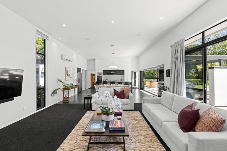 Photo of property in 7 Carnaby Close, St Albans, Christchurch, 8052