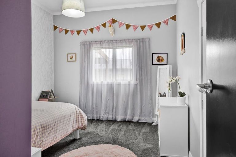 Photo of property in 58 Matai Street, Inglewood, 4330