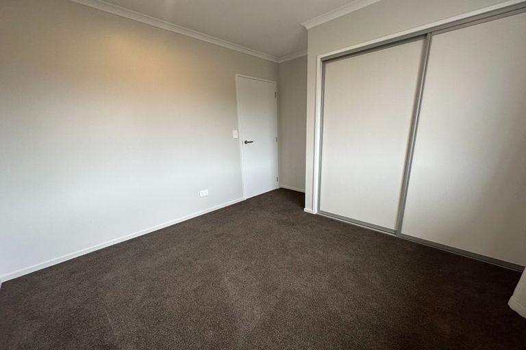 Photo of property in 19 Salkeld Place, Woodend, 7610