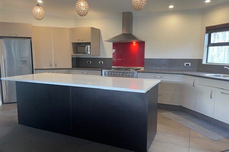 Photo of property in 26 Cologne Street, Martinborough, 5711