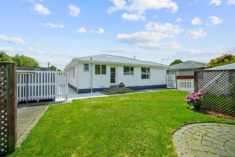 Photo of property in 17 Blakiston Street, Hoon Hay, Christchurch, 8025