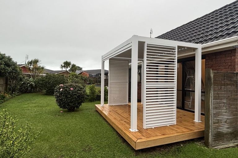 Photo of property in 13 Bellbird Place, Orewa, 0931