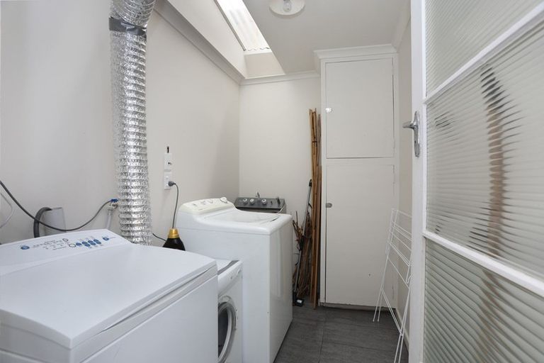 Photo of property in 14 High Street, Marton, 4710