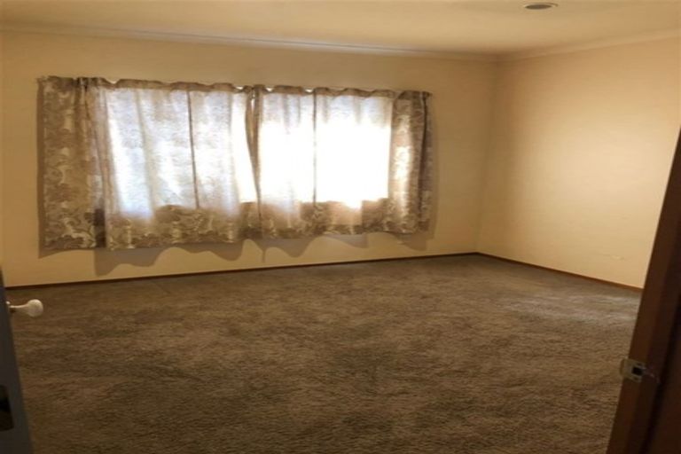 Photo of property in 2/35 Fenton Street, Papatoetoe, Auckland, 2025