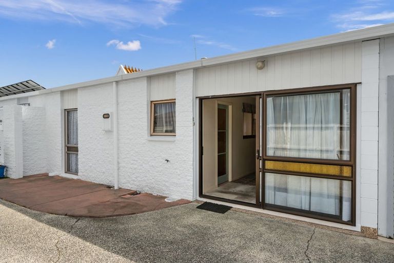 Photo of property in 4/9 Zealandia Street, Kensington, Whangarei, 0112