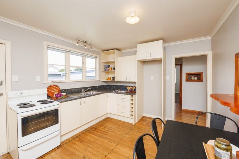 Photo of property in 8 Paisley Street, Awapuni, Palmerston North, 4412