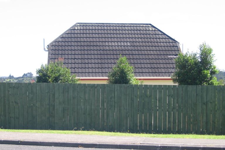 Photo of property in 1/133b Manuka Road, Bayview, Auckland, 0629