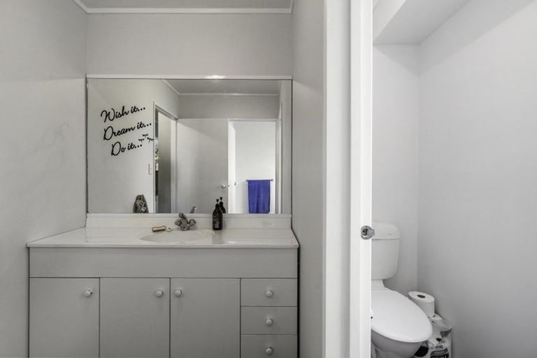 Photo of property in 4 Cottage Lane, Pukete, Hamilton, 3200