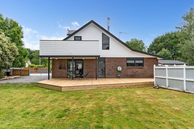 Photo of property in 7a Kempton Street, Greytown, 5712