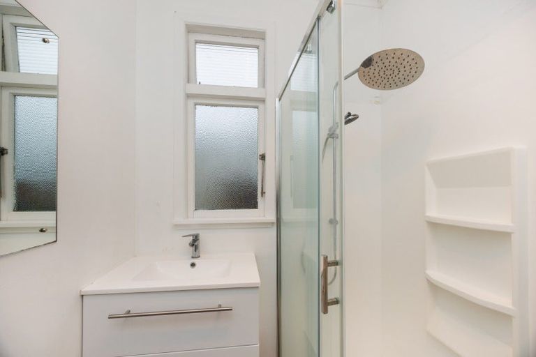 Photo of property in 232 Tremaine Avenue, Highbury, Palmerston North, 4412