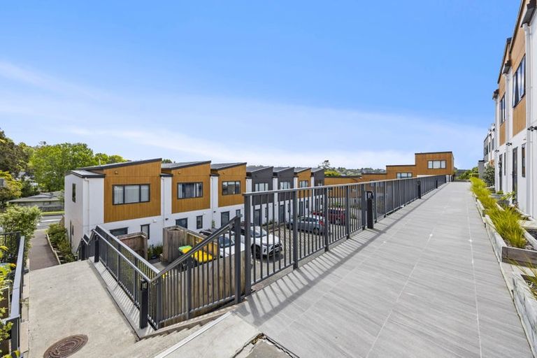 Photo of property in Rf202b, 16/18 Hewlett Road, Massey, Auckland, 0614