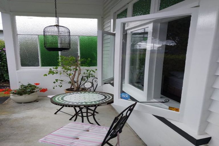 Photo of property in 361 High Street, Hawera, 4610