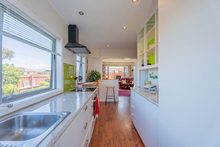 Photo of property in 1/6 Lonsdale Street, New Brighton, Christchurch, 8083