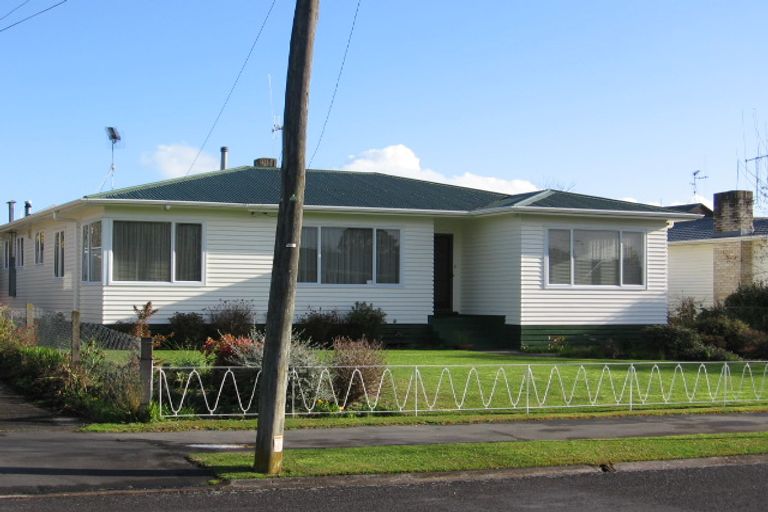 Photo of property in 22 Liston Crescent, Hillcrest, Hamilton, 3216