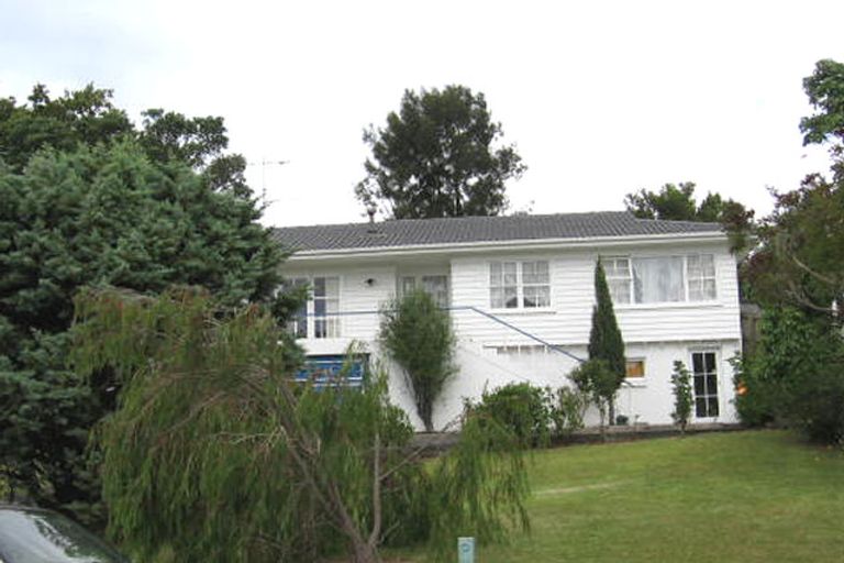 Photo of property in 15 Madison Place, Forrest Hill, Auckland, 0620