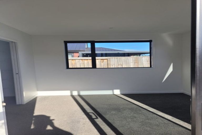 Photo of property in 34 Hinaki Street, Poike, Tauranga, 3112
