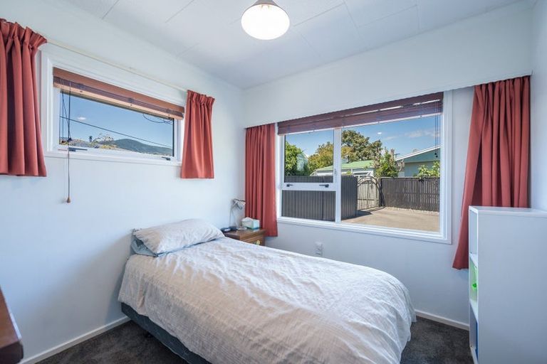 Photo of property in 10 Neale Avenue, Stoke, Nelson, 7011