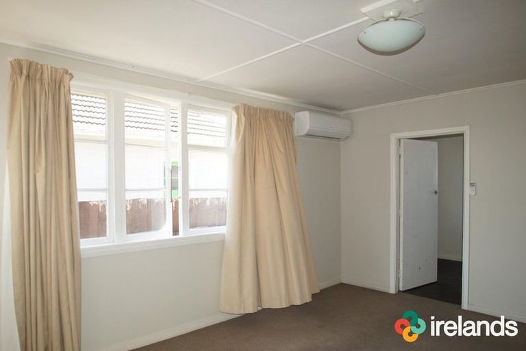 Photo of property in 9 Wilmot Street, Northcote, Christchurch, 8052