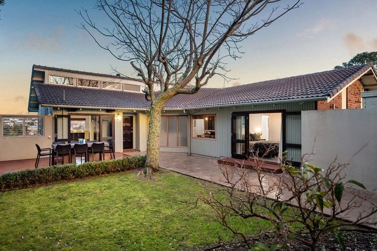 Photo of property in 34a Rawene Road, Birkenhead, Auckland, 0626