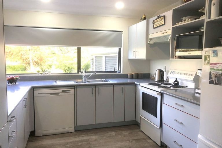 Photo of property in 6 Hatuma Road, Waipukurau, 4200