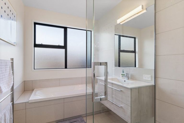 Photo of property in 6 Kilkivan Lane, Broomfield, Christchurch, 8042
