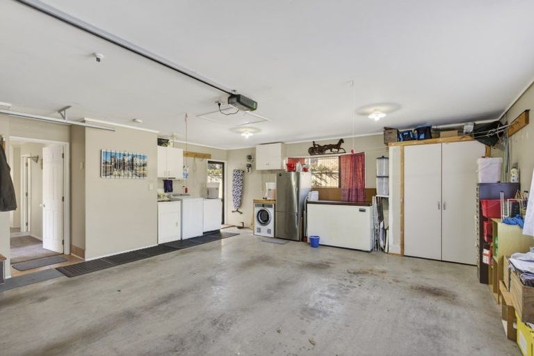 Photo of property in 20 Kowhai Street, Strandon, New Plymouth, 4312