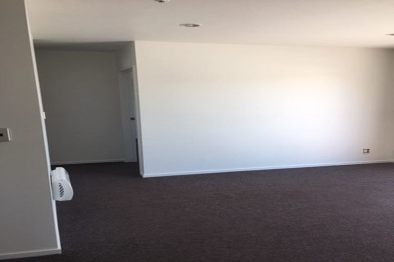 Photo of property in 2/60 Stanmore Road, Linwood, Christchurch, 8011