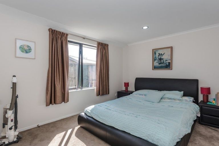 Photo of property in 22u4 Maitland Street, Frankton, Hamilton, 3204