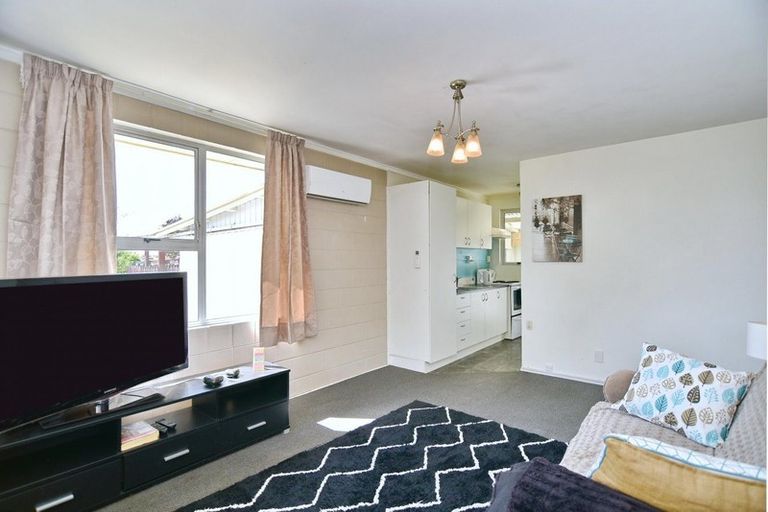 Photo of property in 35a Percival Street, Rangiora, 7400