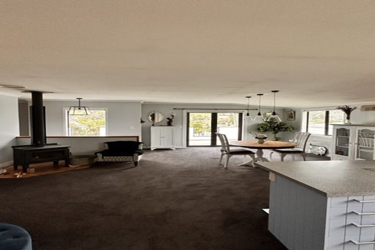 Photo of property in 11 Dickson Street, Macandrew Bay, Dunedin, 9014