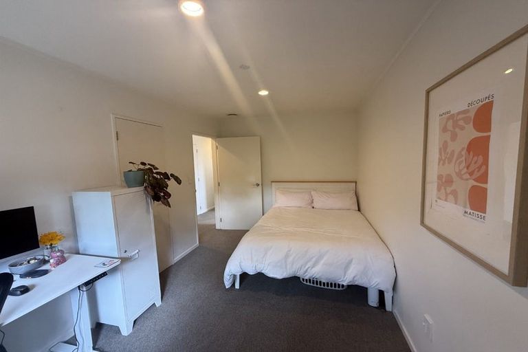 Photo of property in 9a Shadon Place, Stanmore Bay, Whangaparaoa, 0932