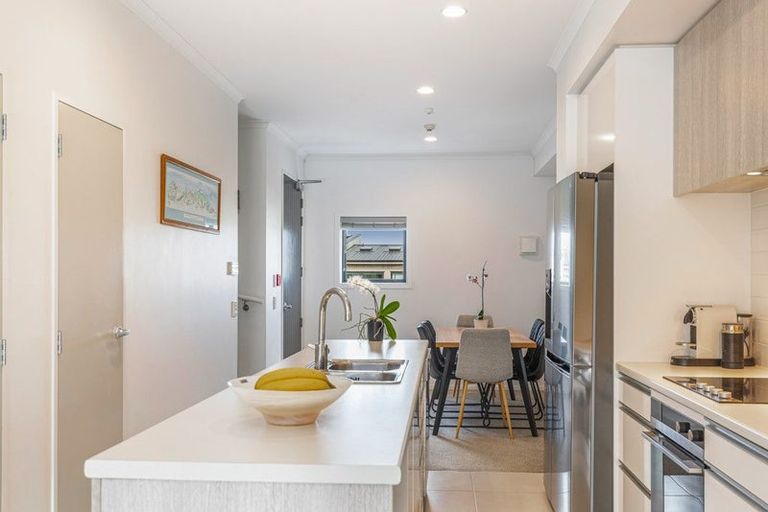 Photo of property in 17 Kanuka Road, Hobsonville, Auckland, 0616