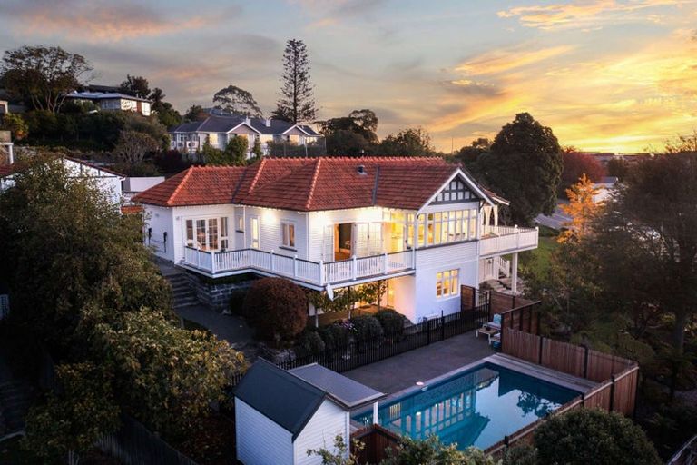 Photo of property in 46 Macmillan Avenue, Cashmere, Christchurch, 8022