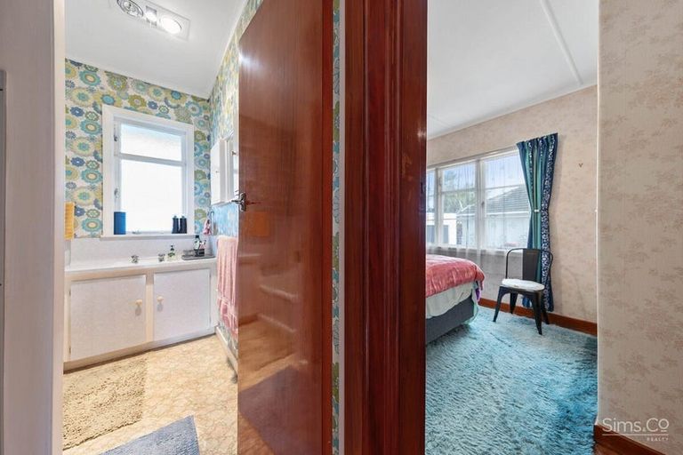 Photo of property in 96 Portal Street, Durie Hill, Whanganui, 4500