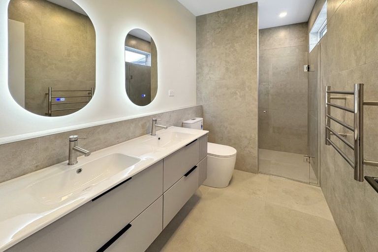 Photo of property in 12 Yellow Pear Lane, Karaka, 2578